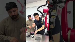 Drag-and-drop welding robot.#industrial #welding #robot #spraying #stamping