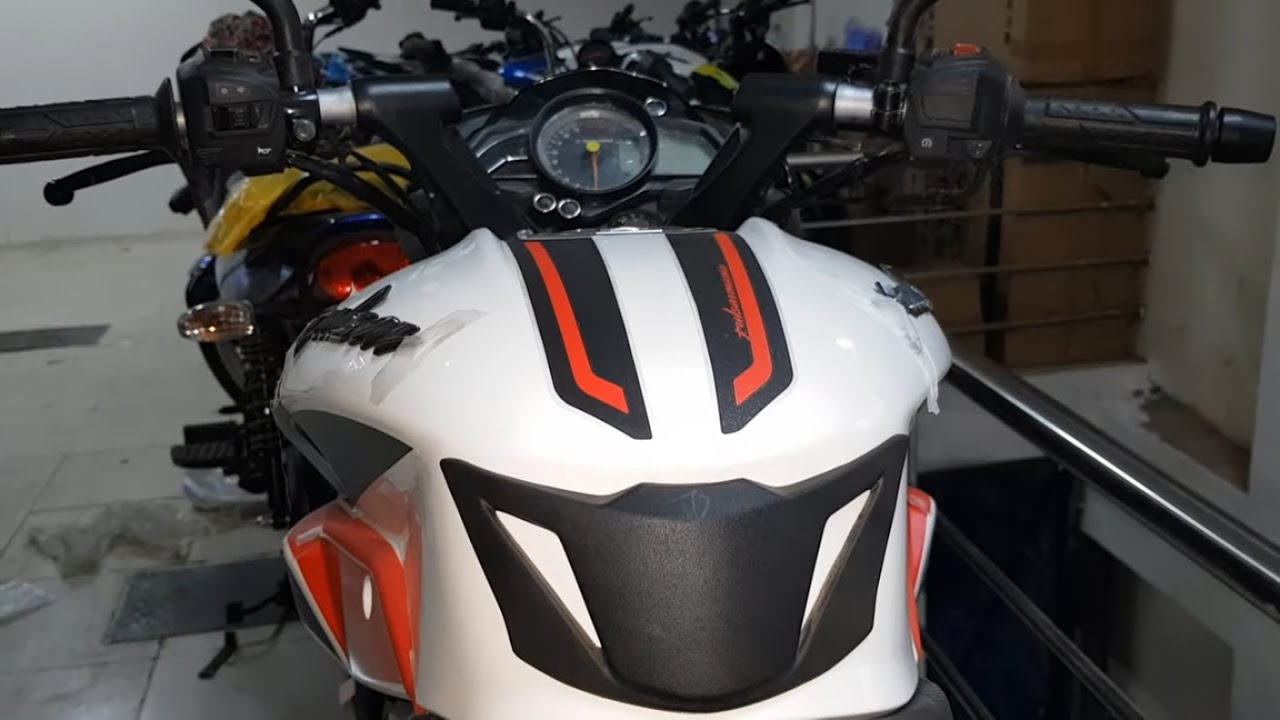 New Pulsar NS 160 - Now look more Beautiful-Review Bike Price,Specs,Mileage,Top Speed & Details