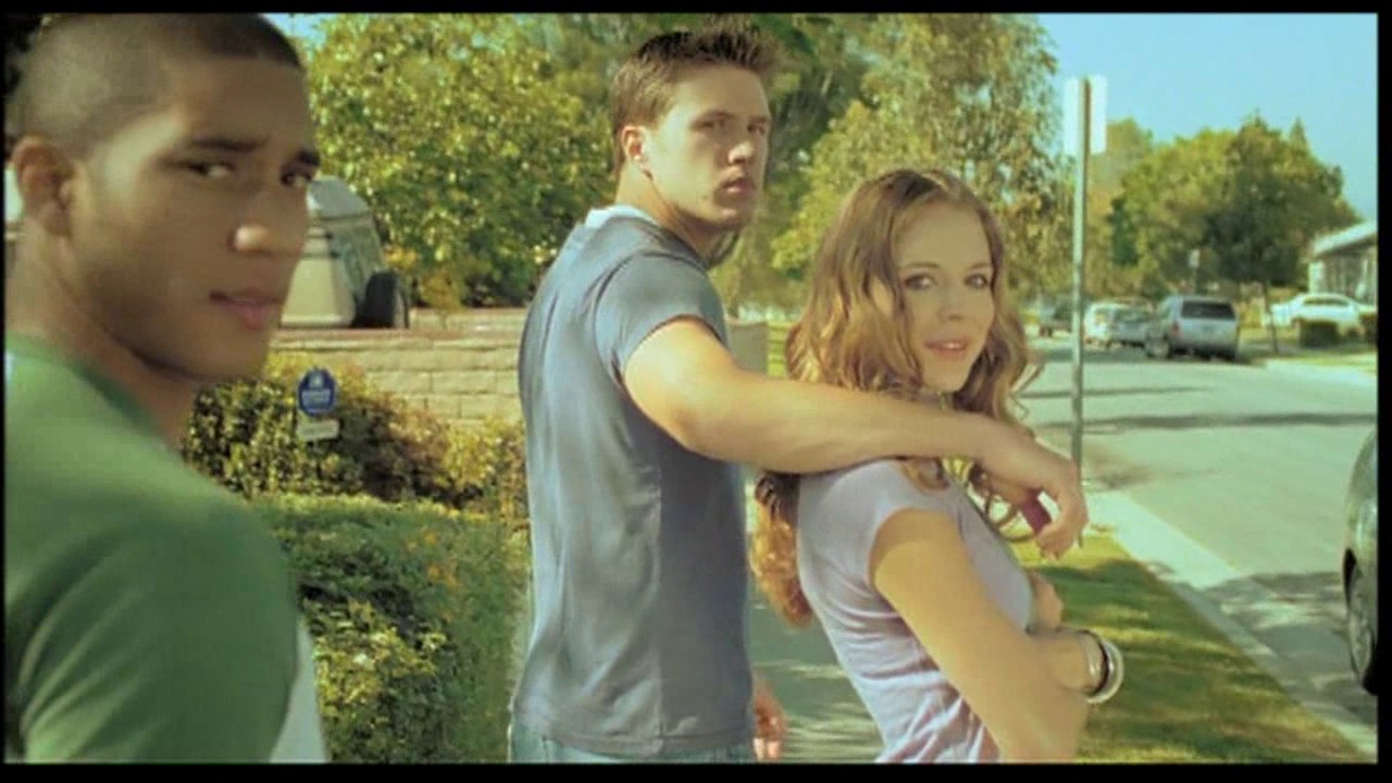 Noise Next Door - She Might