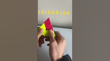 How To do a checkerboard pattern on a pyraminx | #shorts ￼