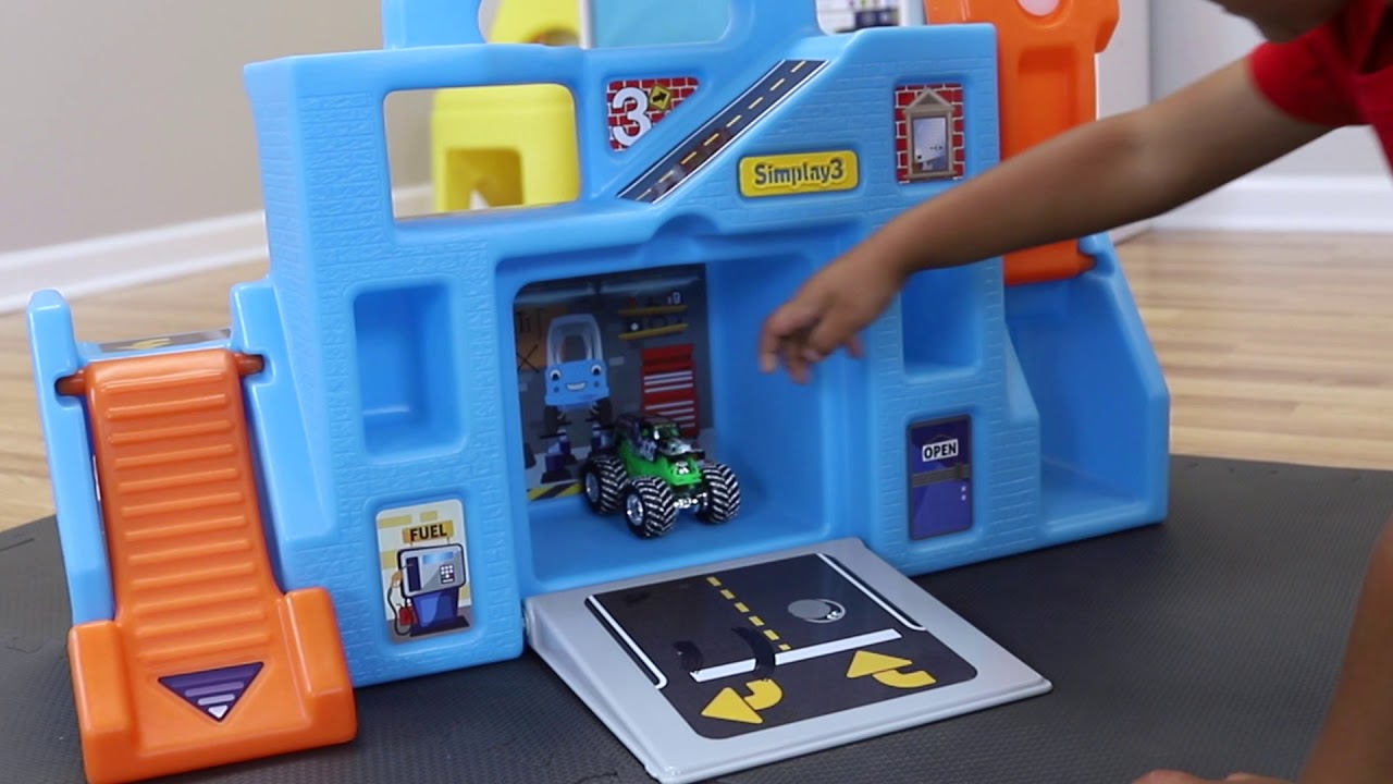 Carry GoGarage Video Lifestyle 01B FB