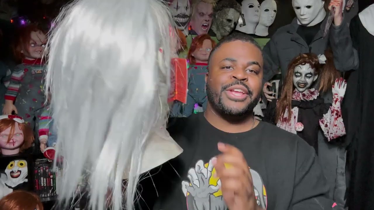 Evil Dead 2 Mask Unboxing