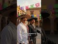 ¿Por Qué Todos Asocian a los Mexicanos con Sombreros? 🤠🇲🇽