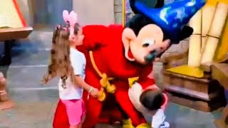 Download Lagu Mickey faalt compilatie #fails #disney MP3