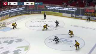 Juraj Slafkovsky   2v1, nice adjustment to backhand pass