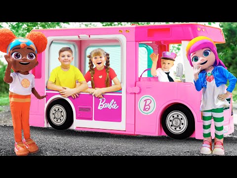 Petualangan Seru Keluarga Diana dan Roma di Festival Mainan!