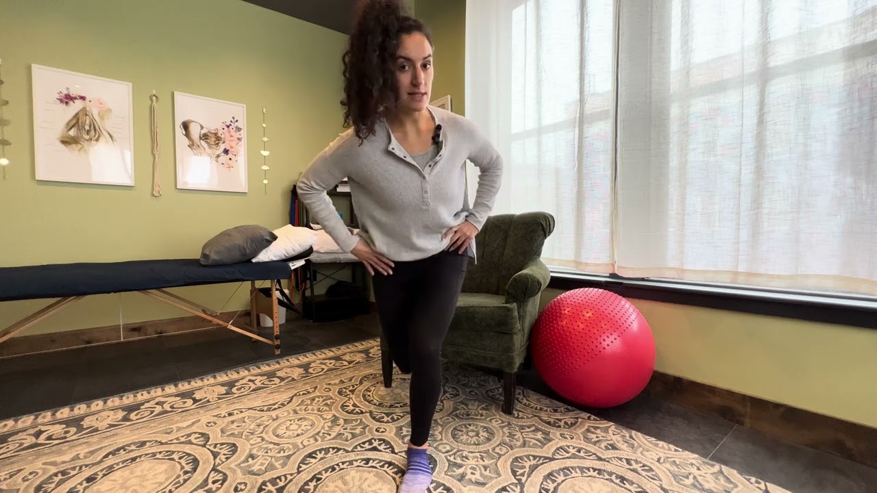 Bulgarian Split Squat with Rotation