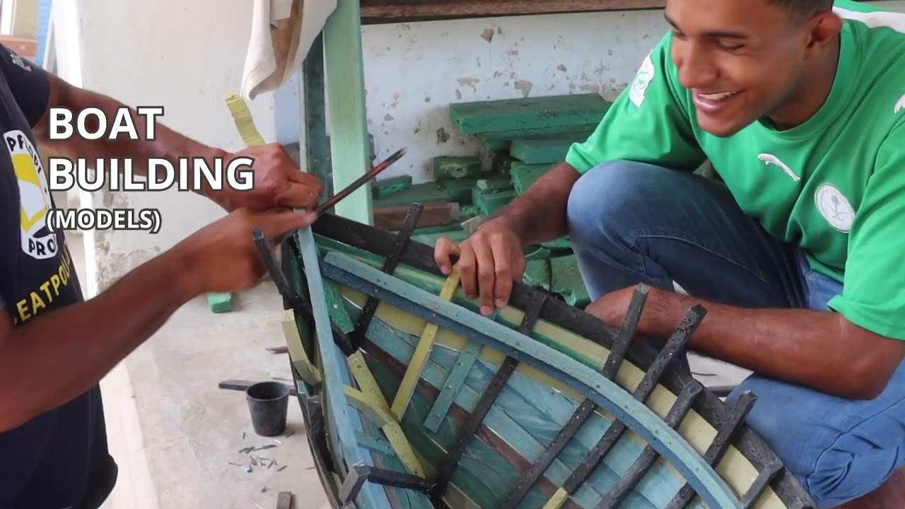 The Flipflopi School - Heritage boatbuilding with recycled plastic