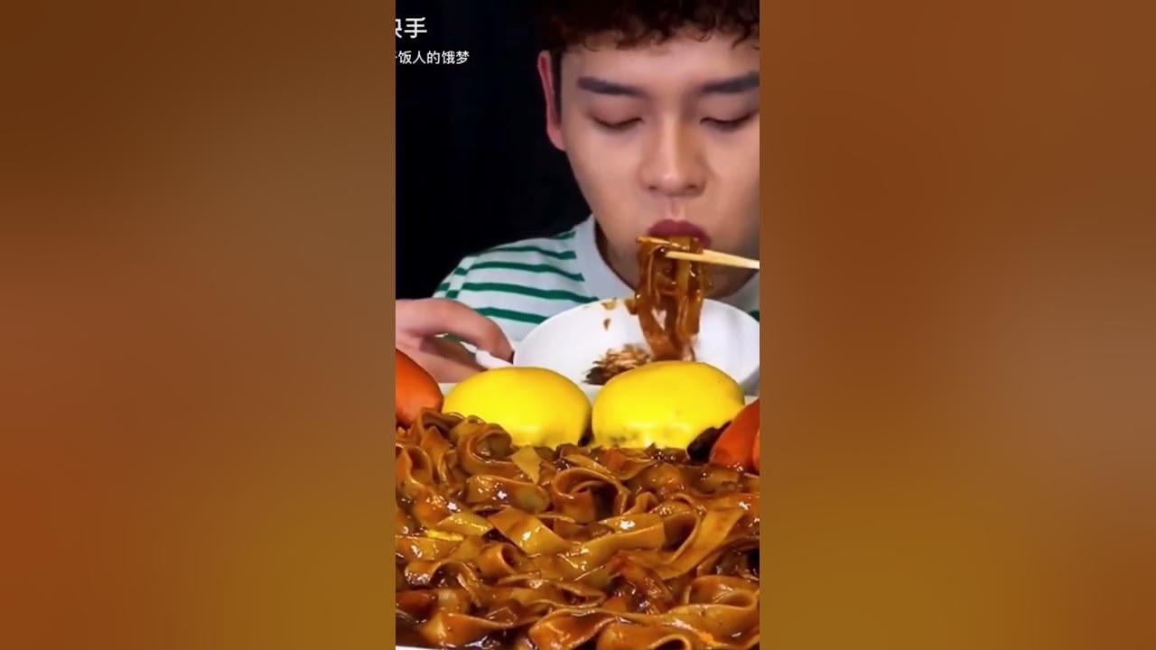 Китаец есть на камеру - YouTube