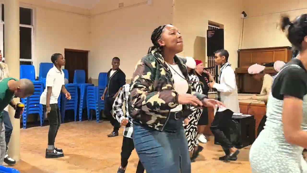 Pinkster Sangaand: Kyk hoe kyk die engle oor die aarde