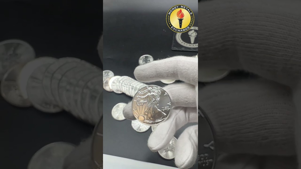 American Silver Eagle vs Silver Maple Leaf: Same 1 oz, Different Size