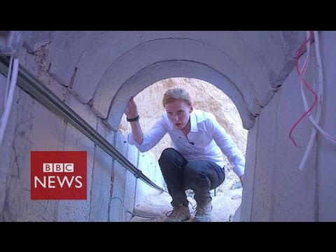 Gaza crisis: Inside a Hamas tunnel - BBC News