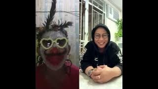 Yayah purwakarta hongkong  sedang live sekarang!