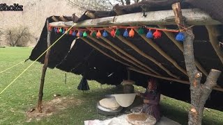 Nomadic life: baking bread under the nomadic waterproof tent