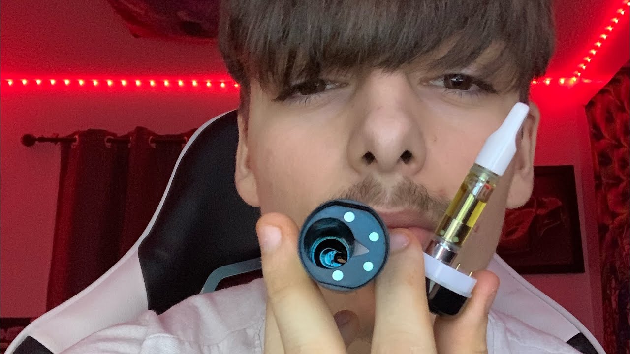 7 blinkers in a row in one breath‼️😱