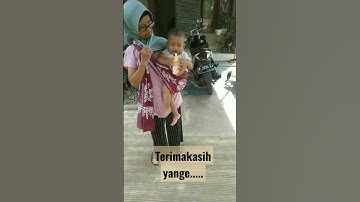 cinta dan kasih sayang nenek kepada cucunya,trimakasih yange......