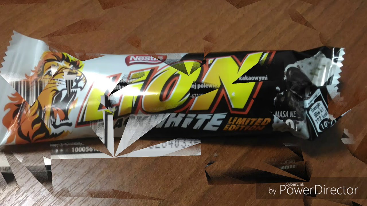 Review chocolate bar lion