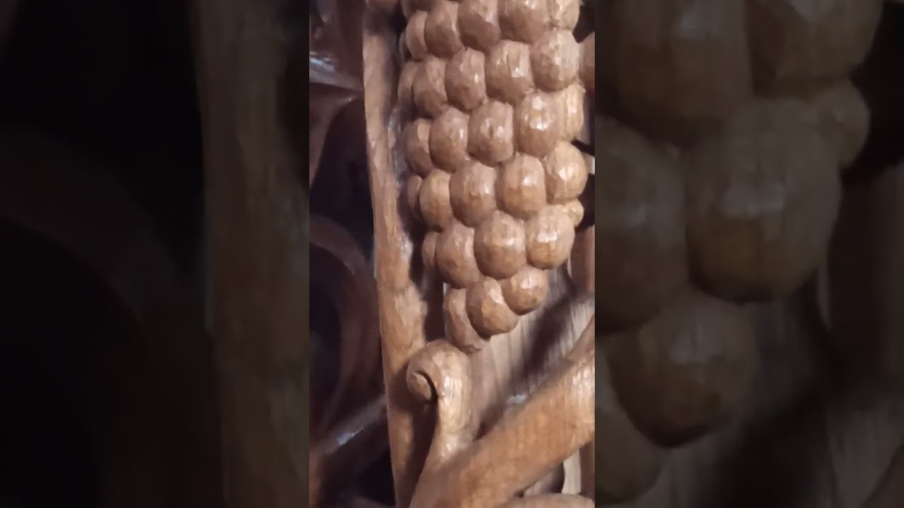 Тот самый иконостас, который внесли в список ЮНЕСКО. СВЕТ, ЗАСТЫВШИЙ В ДЕРЕВЕ И ЗОЛОТЕ