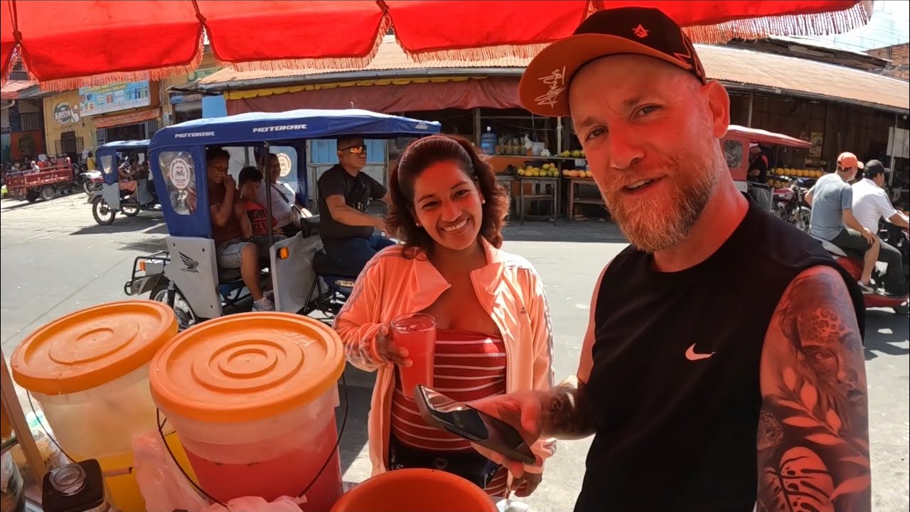 ¿CÓMO LAS CHICAS HERMOSAS DEL MERCADO ENAMORAN A LOS EXTRANJEROS?