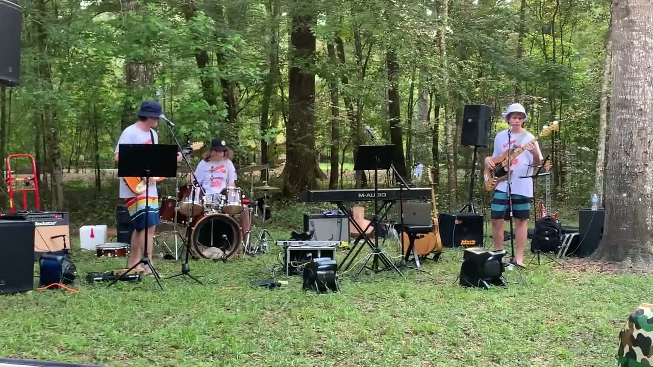 Break Down (I'm Not Messing Around) - Live at Riverstock 22'