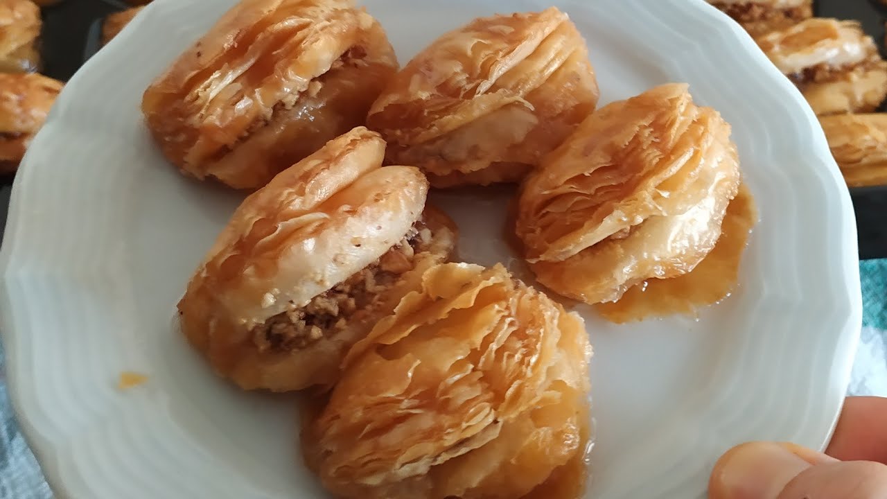 O Kadar Pratik bir Baklava ki ‼️ En pratiğinden Dudak baklava tatlısı 😋