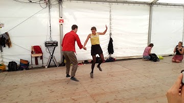 Transition moves with Mimmi and Fredrick