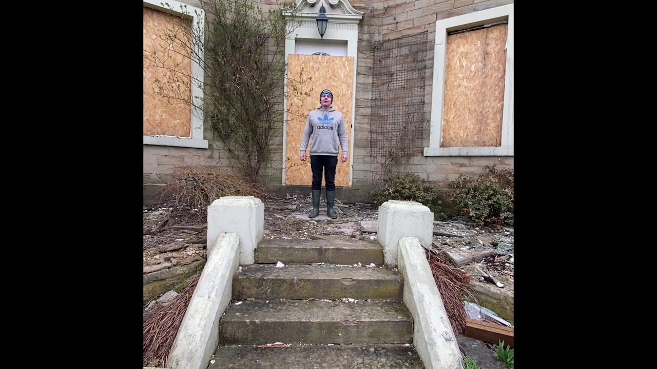 Discovering Local Abandoned Mansion - Birstall/Batley