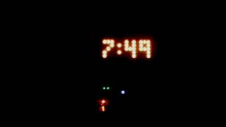 Arcade Retro Clock - Dot Invaders HD