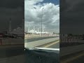 اللهم نسألك الجنة وما يقرب اليها من قول وعمل