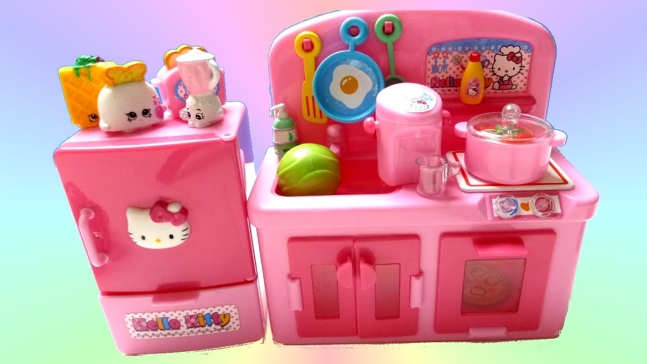 Bộ Đồ Chơi Nhà Bếp Hello Kitty (Bí Đỏ) Hello Kitty Kitchen + Shopkins  New Playset