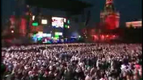 Paul McCartney -  Birthday (The Beatles song)