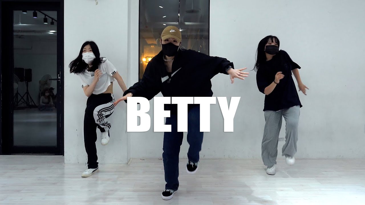 Yung Gravy - Betty (Get Money) / Deew Choreography Beginner Class