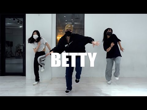Yung Gravy - Betty (Get Money) / Deew Choreography Beginner Class