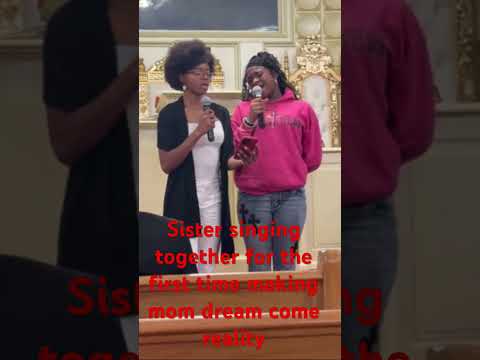 Sisters Singing Together 137year Old And 18 Years Old Ashlynn Naomi 