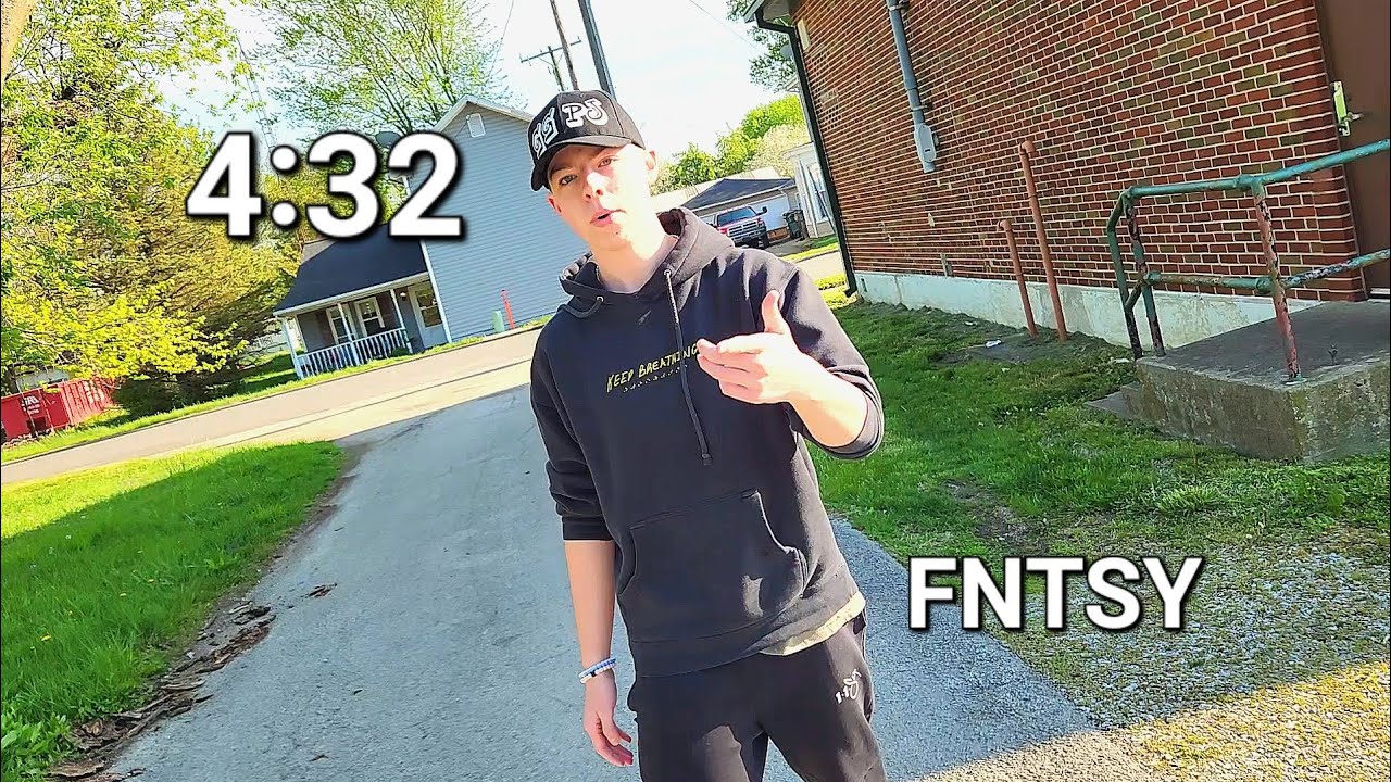 Fnesty Rapper DJ FNTSY - 4:32 (Official music video) - YouTube