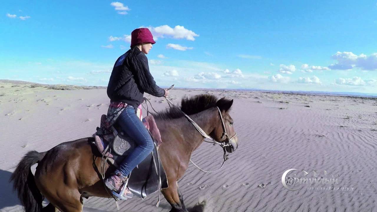 Zuungobi , Bayannuur - Зүүнговь, Баяннуур