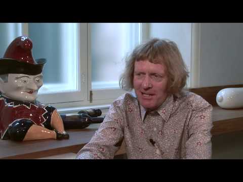 Grayson Perry discusses his impressions of Richard Slee