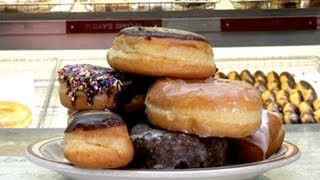 Curious City: Searching for Chicago's best doughnut shop
