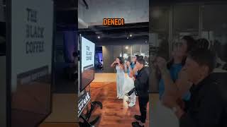 Bedava Kahve İstiyorsan Çığlık At