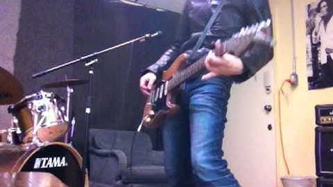 Apogee GIO and Apple MainStage without Guitar Amp - 2