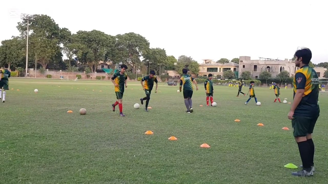 Group Football Traning Drills | 5 Easy Football/Soccer Drills | Football Passing Drills 