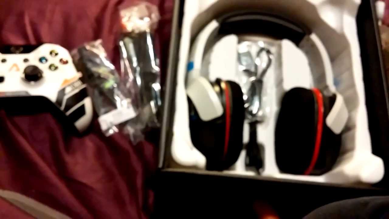 Xbox One Titanfall turtle beach headset unboxing. YouTube