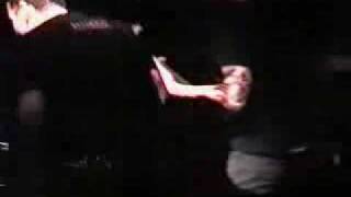 Download Lagu Avenged Sevenfold - Darkness Surrounding live 2002 MP3