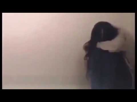 كيف أتوبك يأجمل ذنوبي وأوقف عند حدي وأنتي ذنب ن لا غفره الله ولا لي عنه توبه 