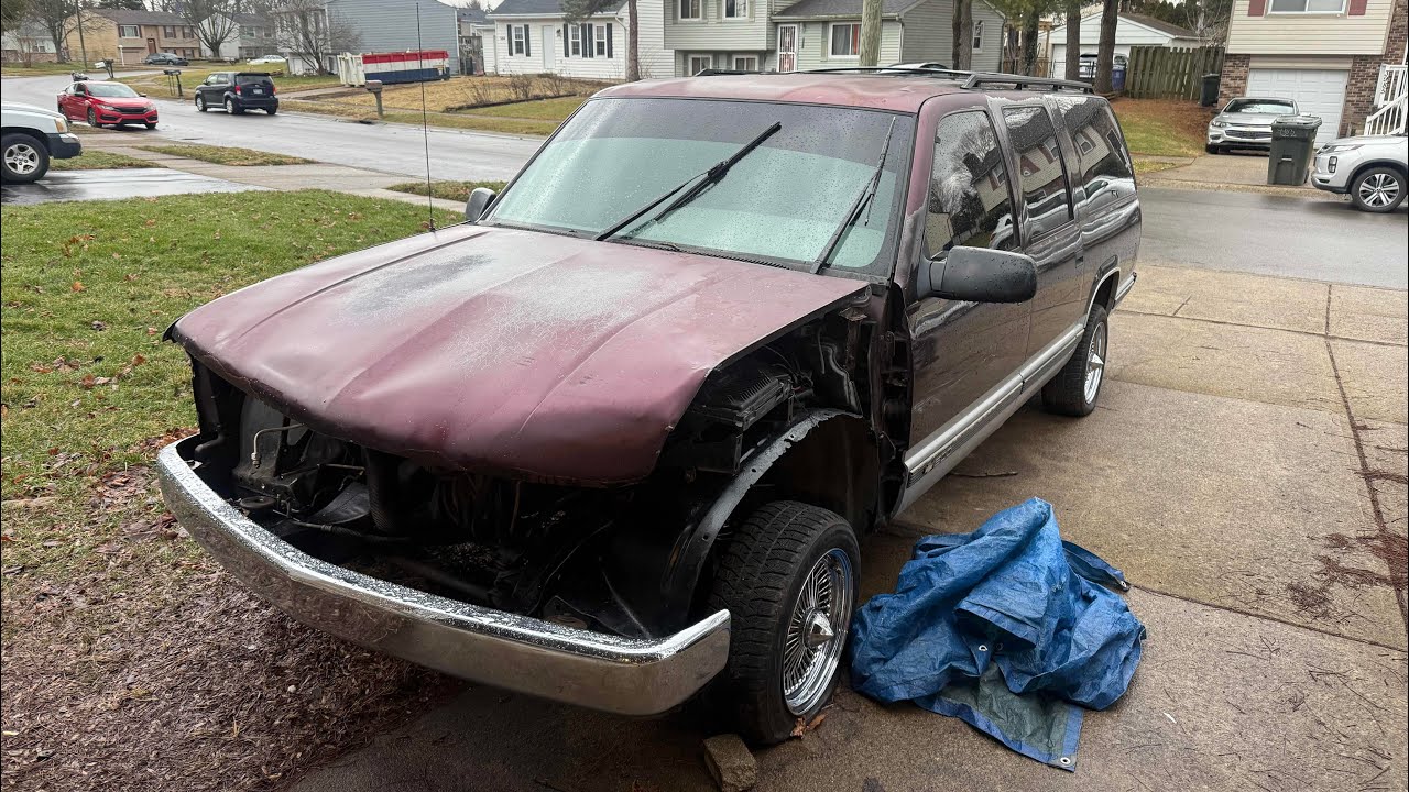 rebuilding my wrecked old chevy suburban part 2