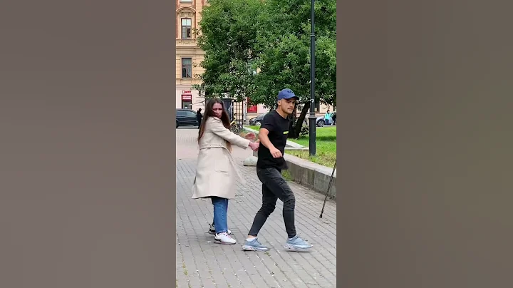 Social experiment: Would you help a blind person?