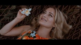 Video voorbeeld van "Samantha Leah - Sun Codes (Official Music Video)"