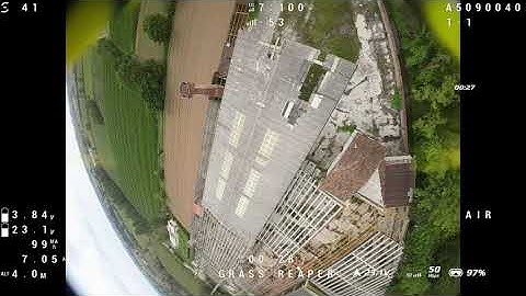 🏚️ Freestyle Mayhem Inside an Abandoned Factory – Apex 5” RAW FPV + Trippy Spin 🔥🎧