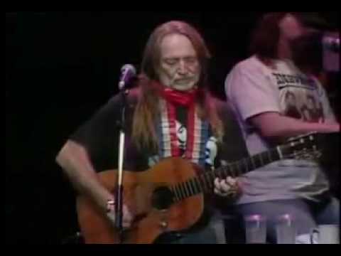 Willie Nelson - Loving Her Was Easier (Than Anythi...