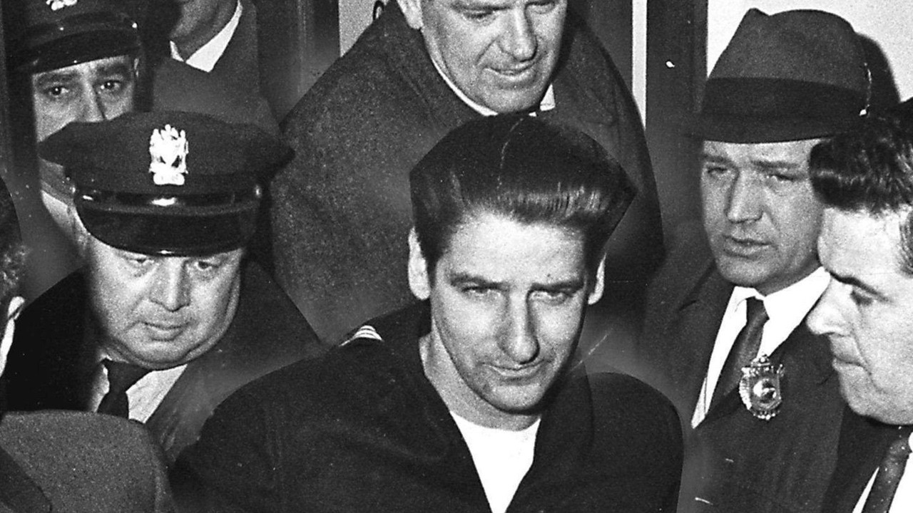 20 Famous Criminals Who Were Murdered in Prison